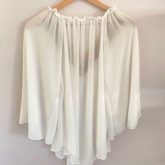 Miin white chiffon hi-low 3/4 sleeved top, Size M - Picture 7 of 8